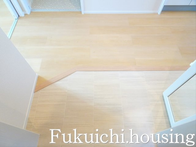 プロスペリティ赤堤の玄関