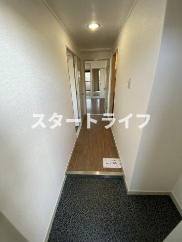 大阪市淀川区十八条２丁目の賃貸マンションの玄関