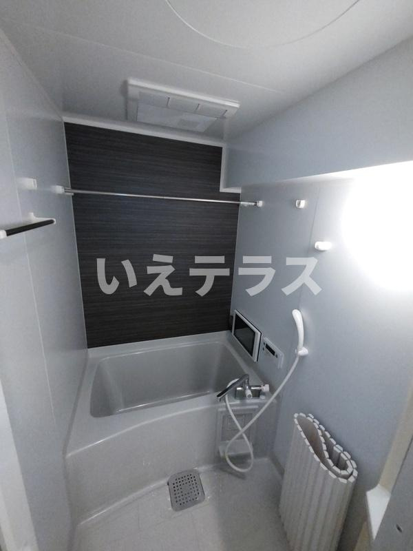 OPENSESAME元町通の浴室