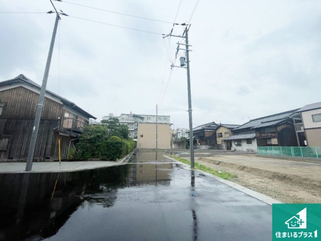 久世郡久御山町下津屋　第2期　新築一戸建ての外観|周辺は落ち着いた街並みの住宅地！子育てがしやすい住環境です！まだ未完成ですが、現地でしかわからない事もございます。是非一度ご覧ください。