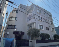 ラルゴ天王パークの外観