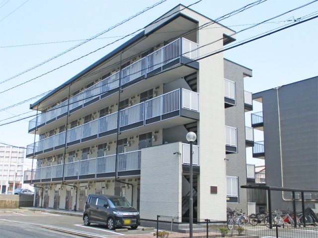 レオパレス幸Ａの外観