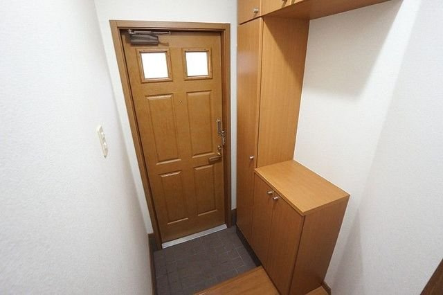 クレッシェンドＹ・Ｎの玄関