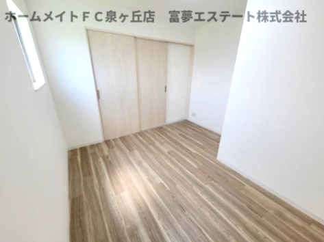【居間・リビング】 | ジーメゾン泉大津スフィール | リビングと洋室の戸をを閉めたとき
※イメージ　同物件別号室の写真
