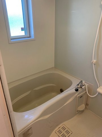 コンパクトで使いやすいお風呂です