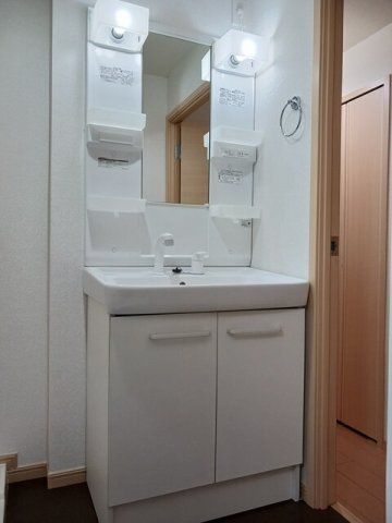 コンパクトで使いやすい洗面所