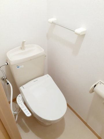 シンプルで使いやすいトイレです