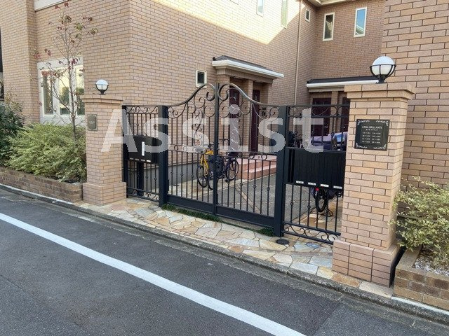 CASA  BRILLAのエントランス