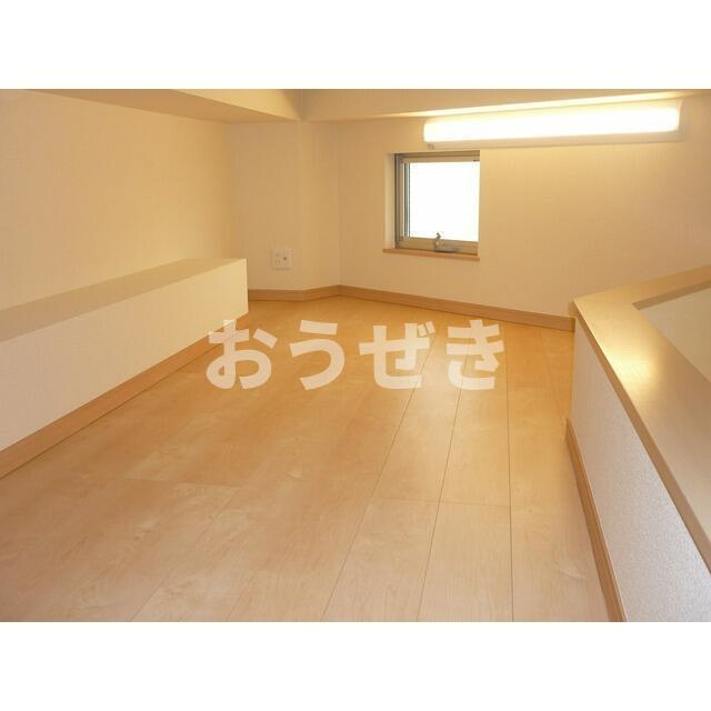 Ｋａｎｏ　ｃ’ｅｓｔ　ｍｏｉ横浜Ⅱの居間・リビング