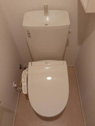 落ち着いたトイレです