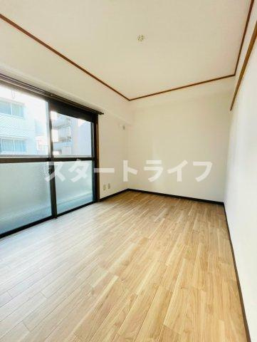 大阪市淀川区木川東３丁目の賃貸マンションの寝室