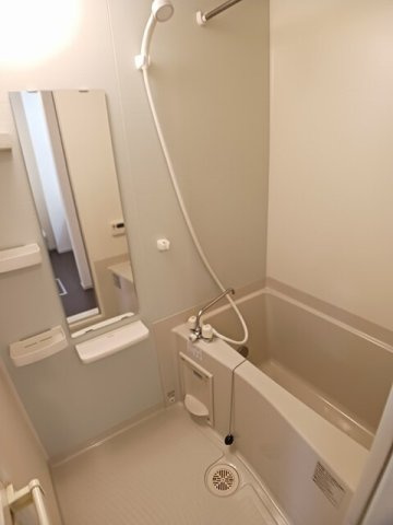 落ち着いた空間のお風呂です