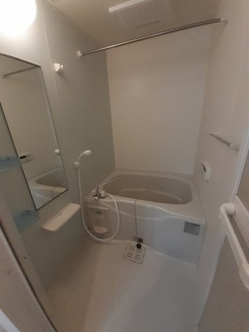 日々の疲れを癒すお風呂付です