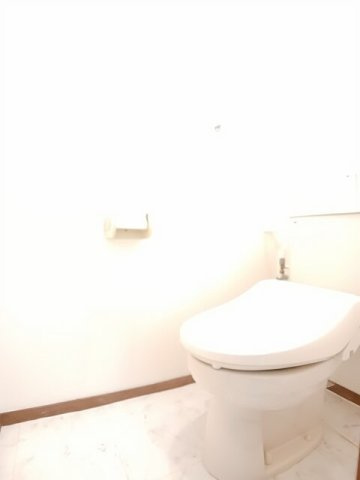 レジデンス名奈のトイレ|清潔感のあるトイレです