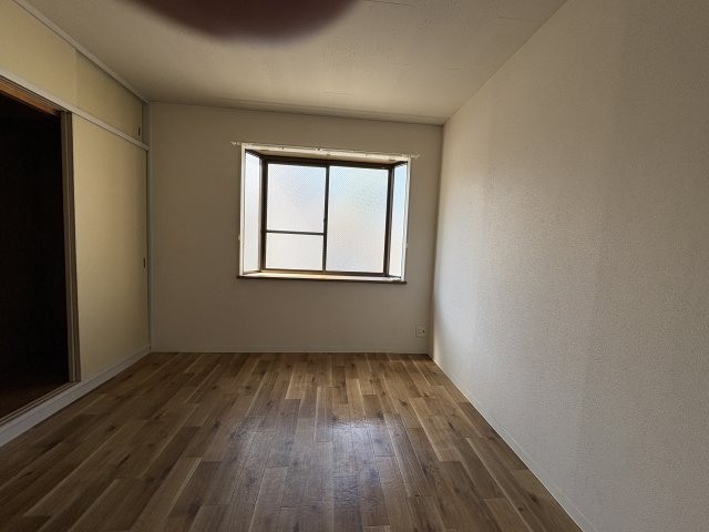 【洋室】 | メゾンいそ川