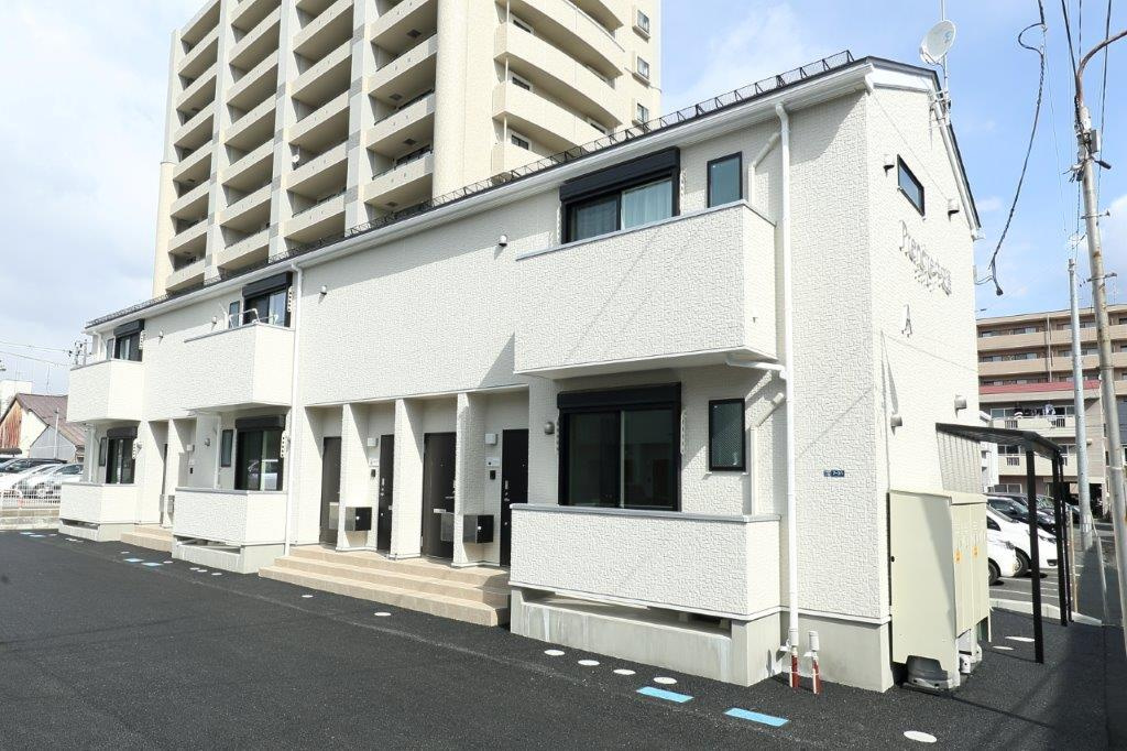プランドール中央通Ａ棟の外観