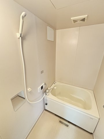 日々の疲れを癒すお風呂付です