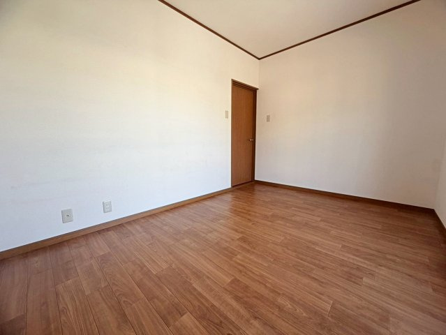 久我本町の洋室
