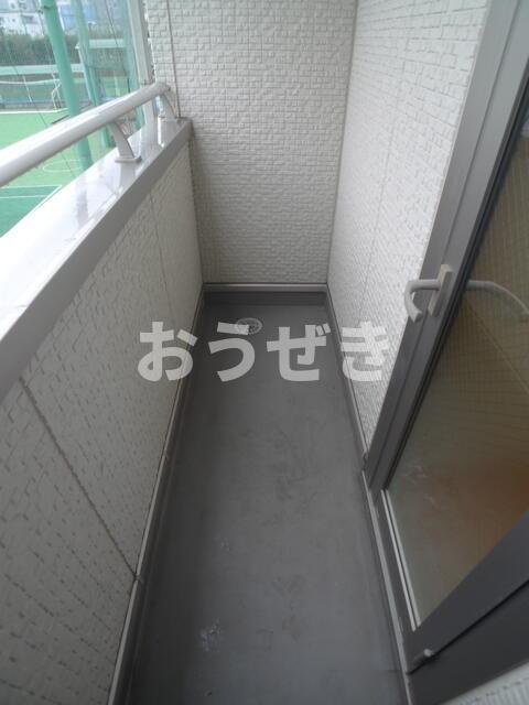 ヴァンヌーボのバルコニー