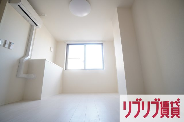 Chez mon chant（シェモンシャン）の洋室