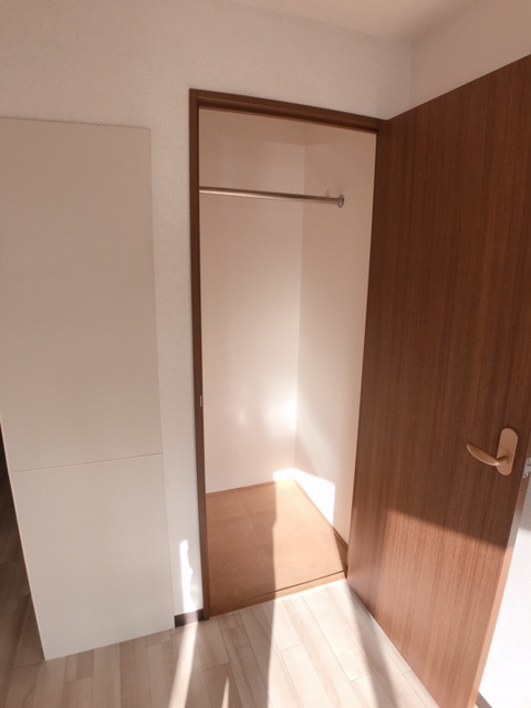 春日井市坂下町１丁目の賃貸マンションの収納