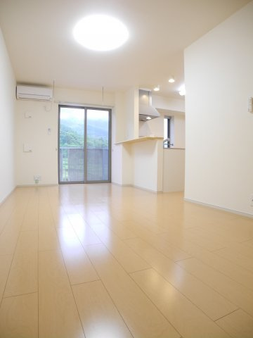 サザンクレメントJⅡの居間・リビング