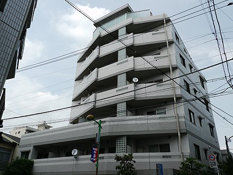 カーサフェリス学芸大学の外観|平成１６年築・オートロック＆宅配ボックス付きマンション、カーサフェリス学芸大学は即日現地案内可能となっておりますので、お気軽にお問い合わせください！