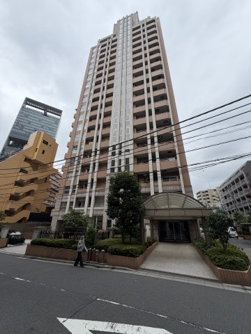 渋谷区代々木２丁目の中古マンションの外観