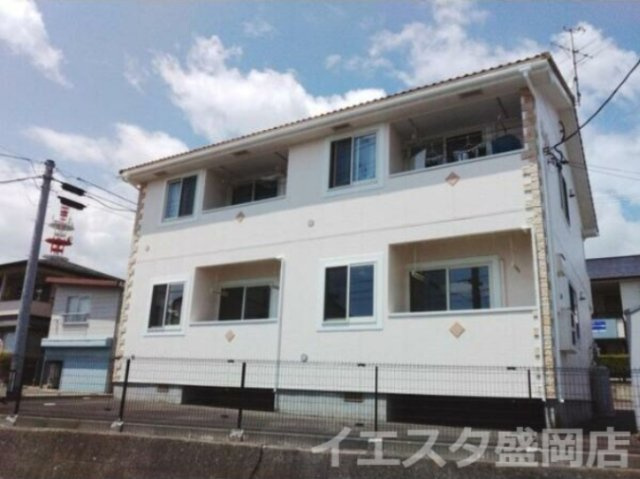 セリーヌ　A棟の外観