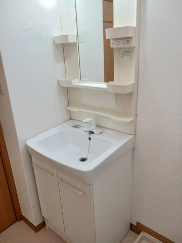 クレストールＢの洗面所