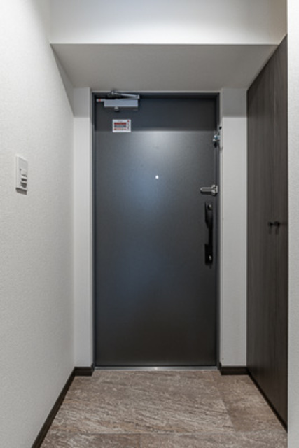 ＳＴＡＮＤＺ板橋本町の玄関|※写真は同タイプ住戸です。