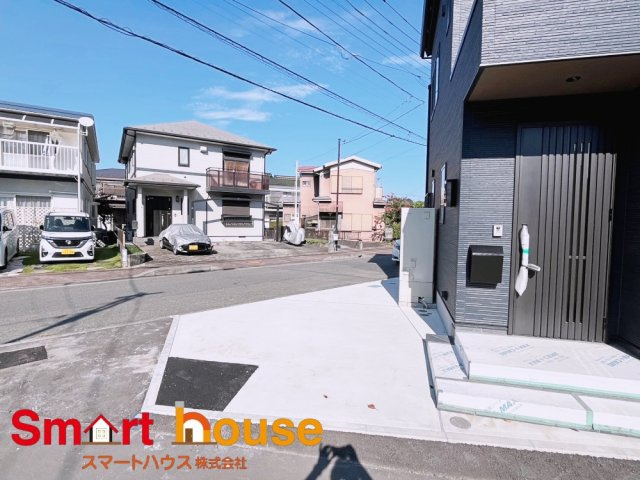 中央区水郷田名2棟の前面道路含む現地写真