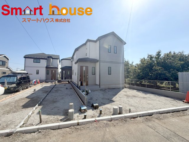 相模原市中央区淵野辺本町1丁目　新築3棟の駐車場|敷地内にカースペースを確保！お車の出入りもスムーズ♪
