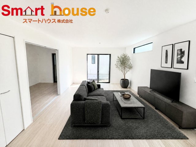 相模原市中央区淵野辺本町1丁目　新築3棟の居間・リビング|家族がゆったり寛げるリビング空間♪家具等はAIによるCGイメージで、実際の物件には設置されておらず、販売価格にも含まれません。