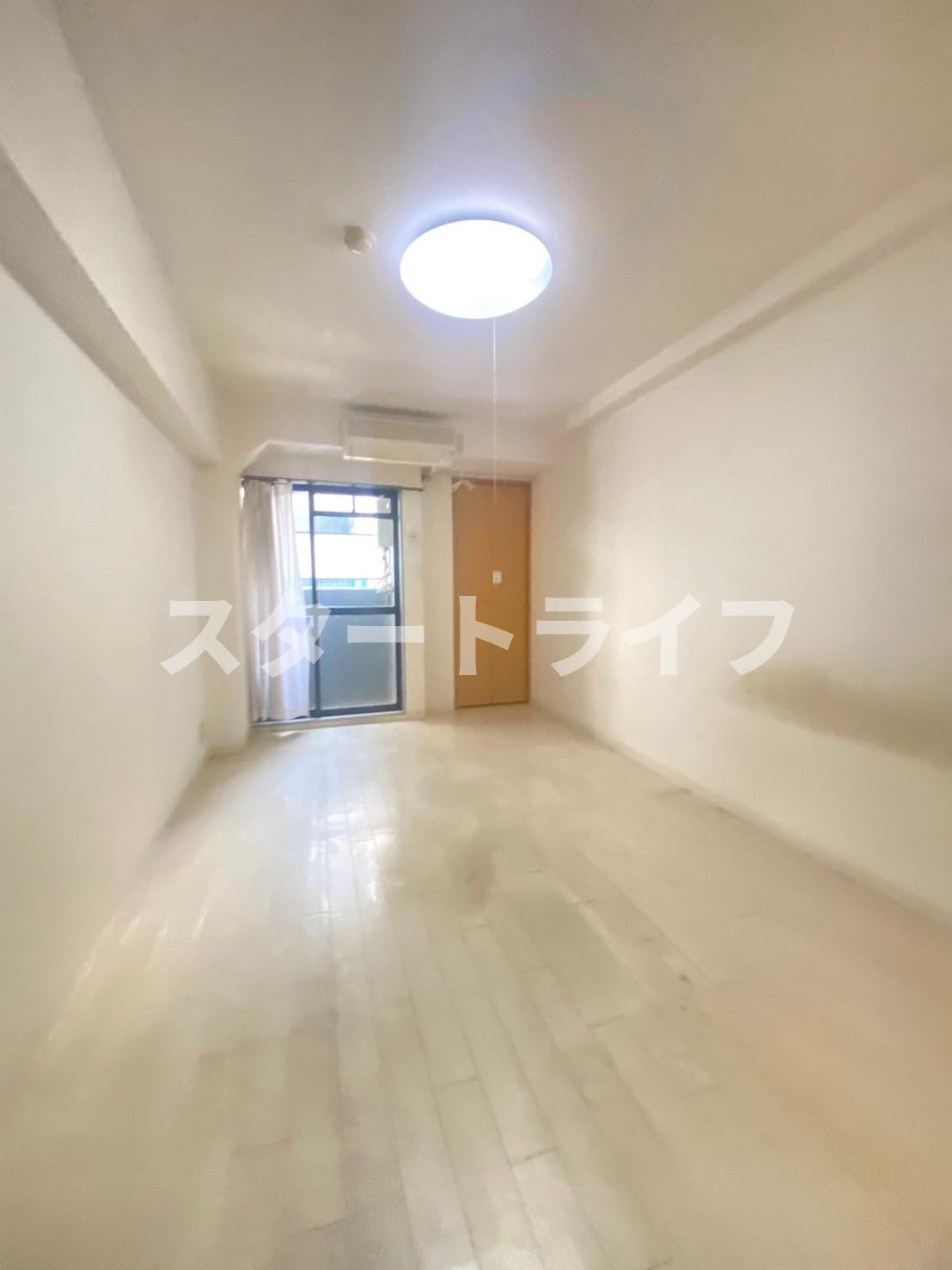 大阪市淀川区東三国５丁目の賃貸マンションの居間・リビング