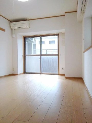グラッチェの内装