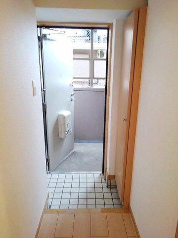 グラッチェの玄関