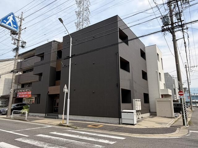 名古屋市天白区元八事３丁目の一棟アパート