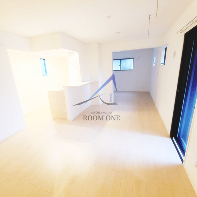 アーバングレースの居間・リビング|洋室のお部屋です。