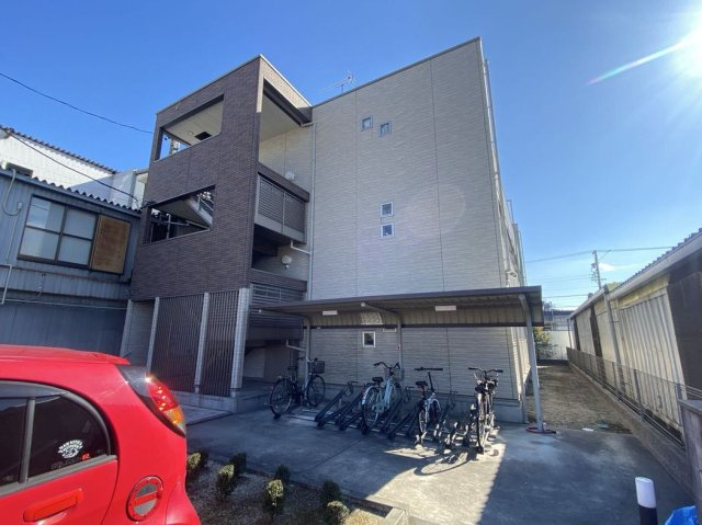 クレイノ善進本町の外観
