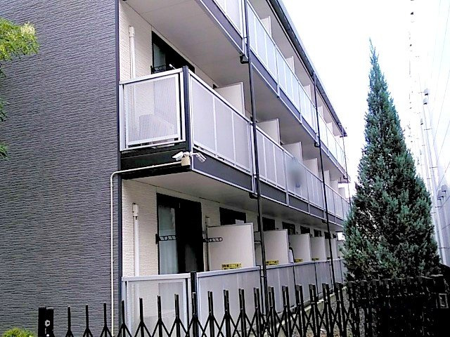 レオパレス上社ＬＡ１の外観