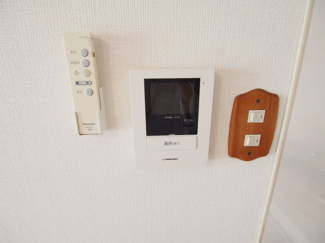 【セキュリティ】 | ※同建物の別のお部屋の写真です
