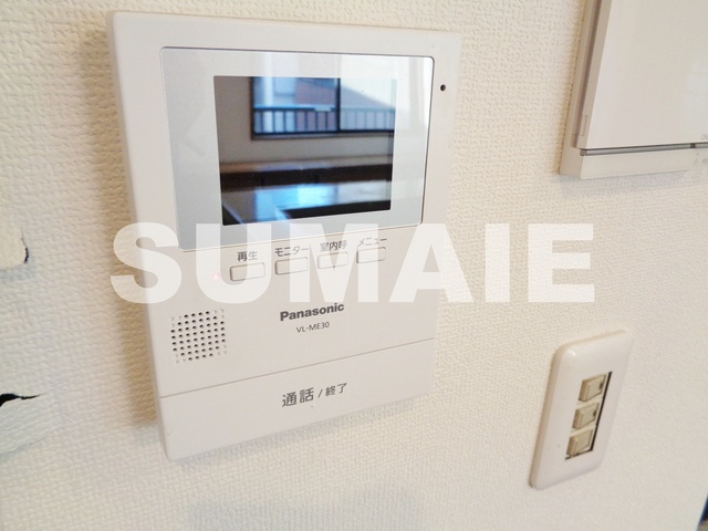 イーグルテラスのセキュリティ|モニタ付きインターホンです☆