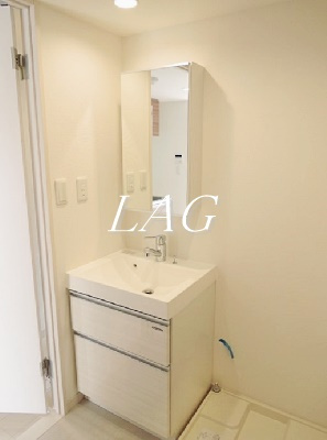 【独立洗面台】 | ハルホ東船橋 | 独立洗面台です。