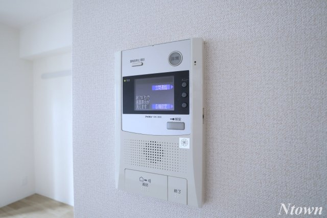 【セキュリティ】 | プレサンス千種アイル | モニター付きインターホンです