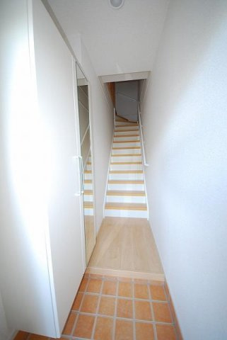 アベリア　４の玄関