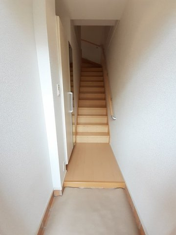 ノーブル　Ｋ・Ｍの玄関