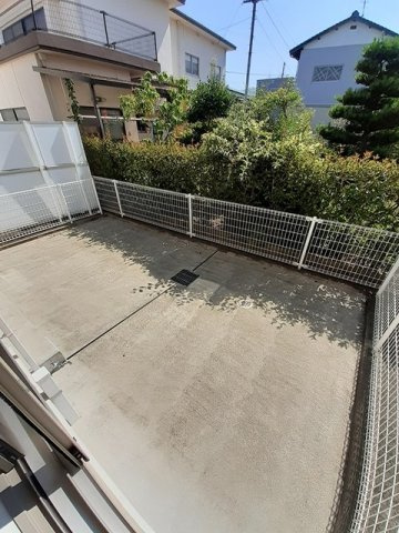 エストレーラⅡ　Ｂの庭