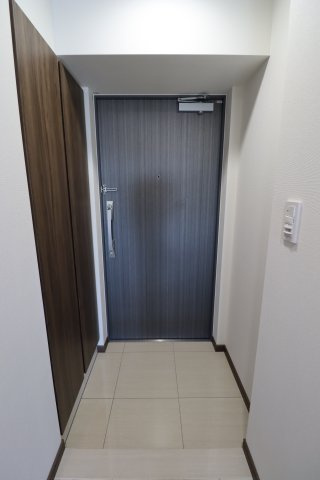 GENOVIA白糸台skygardenの玄関