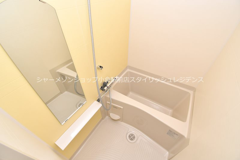 MDIグランコルディール室町 　　の浴室|床・建具・アクセントクロス等は階数により異なる為、現況を優先致します。